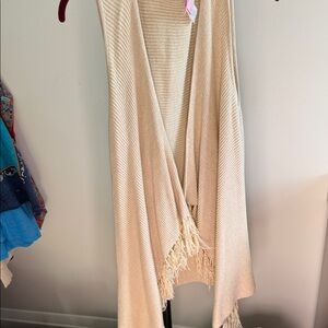 Lilly Pulitzer Cream fringed cardigan vest